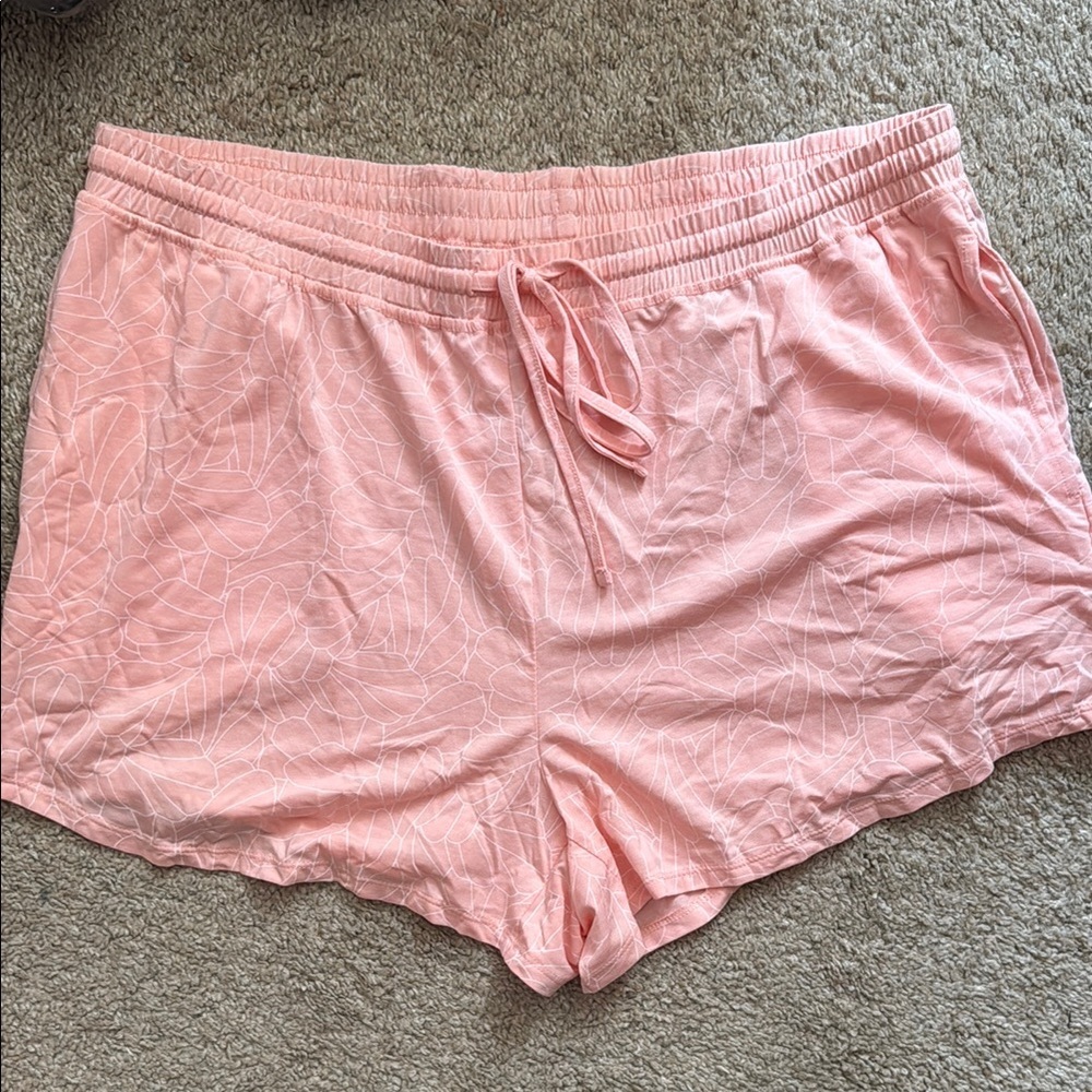 Pink Patterned pajamas shorts size large women’s new with tags
